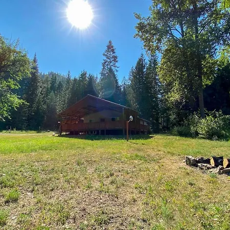 Private 2-Acre Retreat With Mtn Views, Walk To River